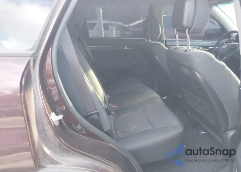 2011 Kia Sorento Lx from USA, damaged, VIN 5XYKTCA16BG070964